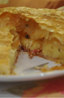 torta salata con patate e speck